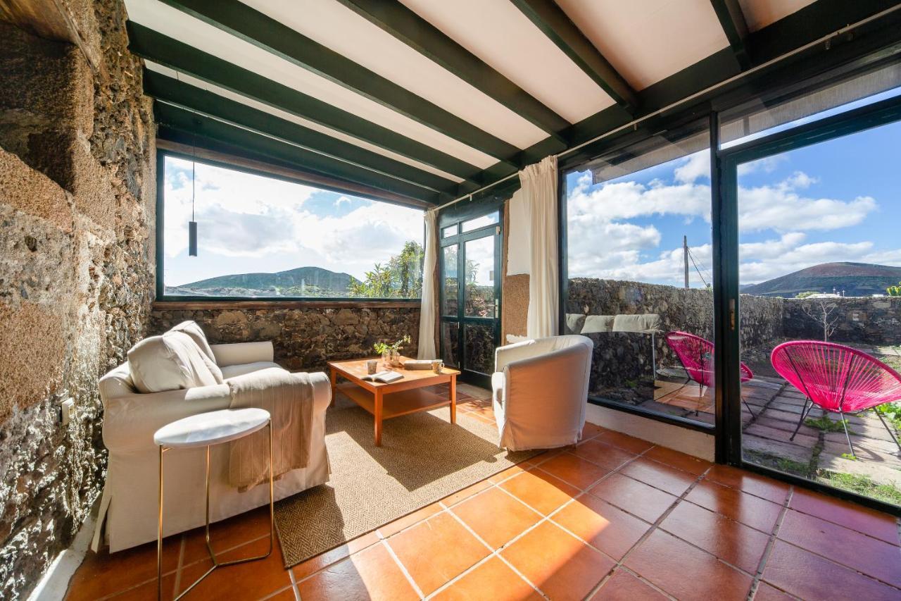 Villa Casa "Entre Vinedos" En Masdache Tías Esterno foto