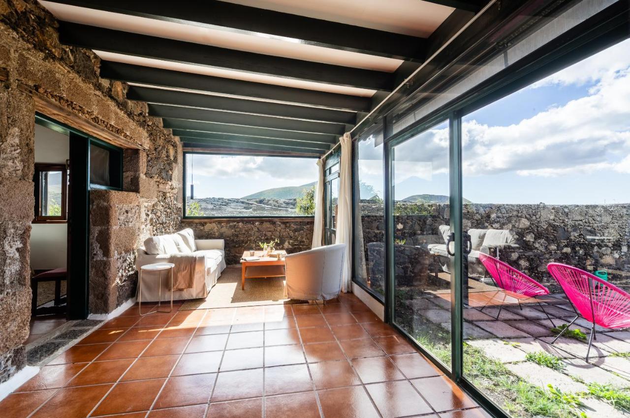 Villa Casa "Entre Vinedos" En Masdache Tías Esterno foto