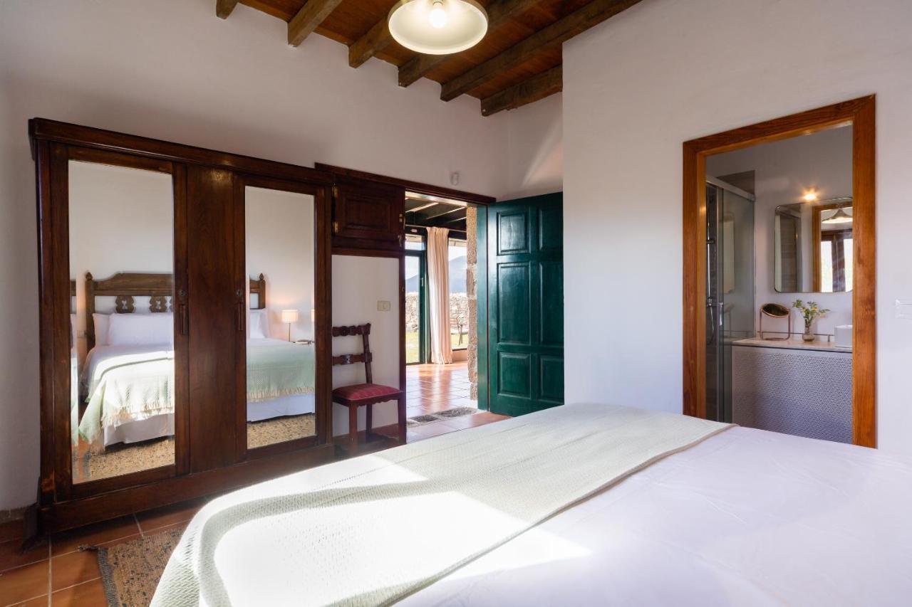 Villa Casa "Entre Vinedos" En Masdache Tías Esterno foto