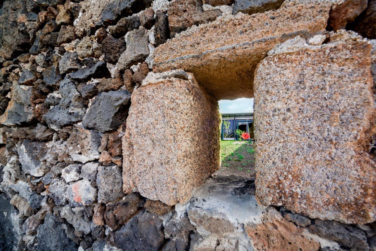 Villa Casa "Entre Vinedos" En Masdache Tías Esterno foto