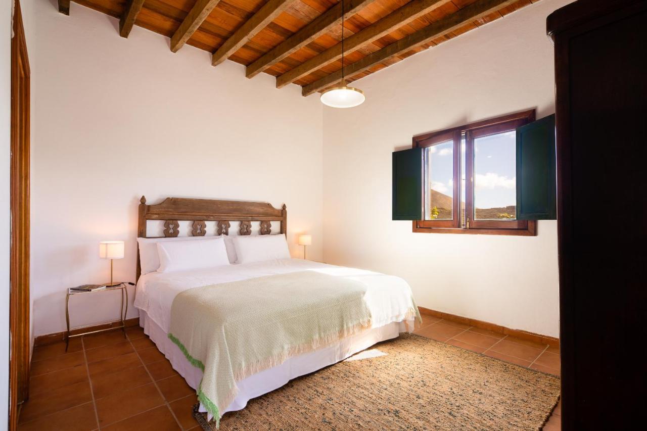 Villa Casa "Entre Vinedos" En Masdache Tías Esterno foto