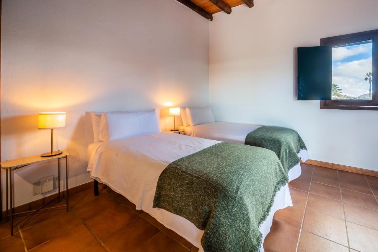 Villa Casa "Entre Vinedos" En Masdache Tías Esterno foto