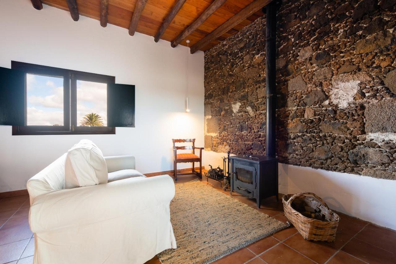 Villa Casa "Entre Vinedos" En Masdache Tías Esterno foto