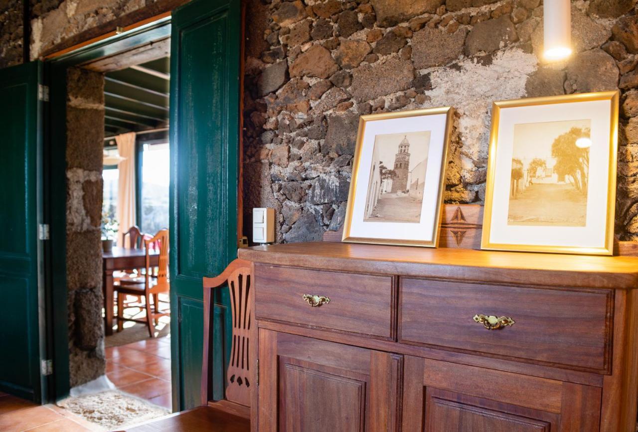 Villa Casa "Entre Vinedos" En Masdache Tías Esterno foto
